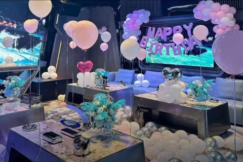 德宏夜场机遇点亮青春旅途